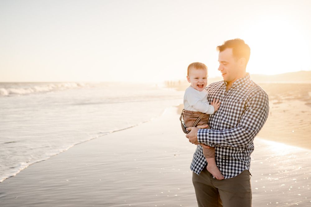 dad-and-baby-at-the-beach