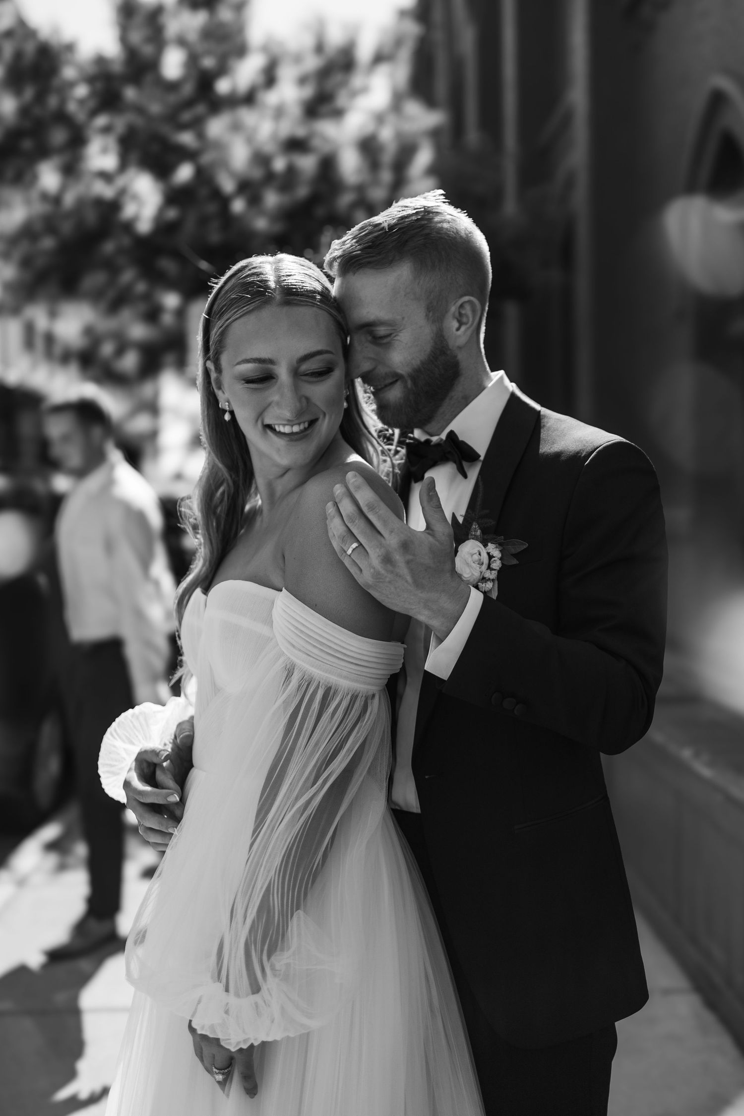 wedding photography | cincinnati wedding photographer | cincinnati engagement photography | documentary wedding photography | true-to-color