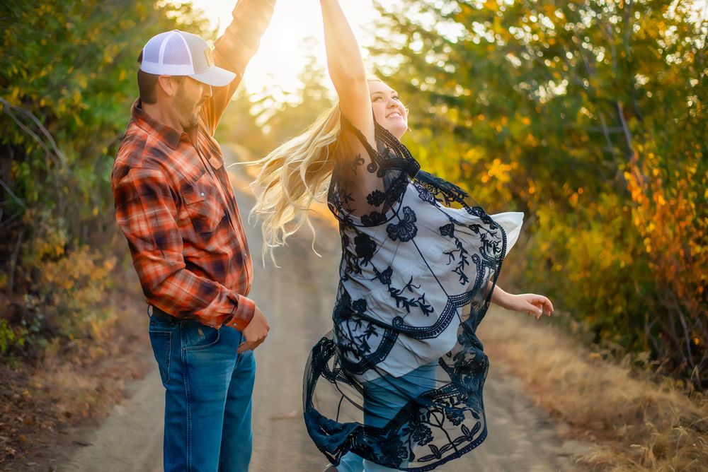 An engaged couple pose for their engagement photoshoot in Kittitas, Washington.