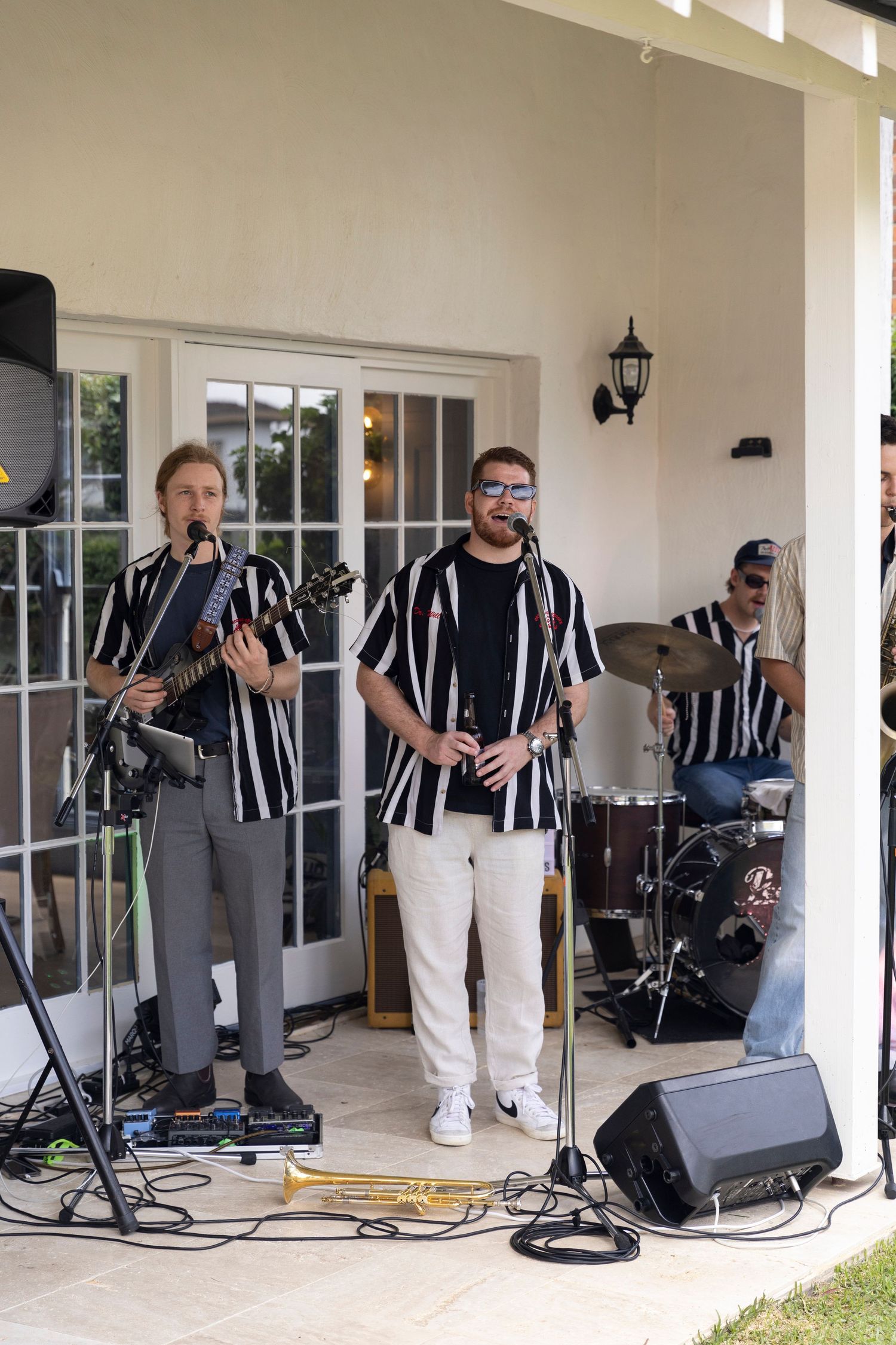 DECOR | EVENTS | BIRTHDAYS | SOIREE | OUTDOORS | COLOURFUL | BAND
