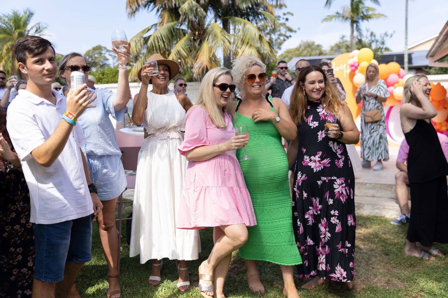DECOR | EVENTS | BIRTHDAYS | SOIREE | OUTDOORS | COLOURFUL | GUESTS