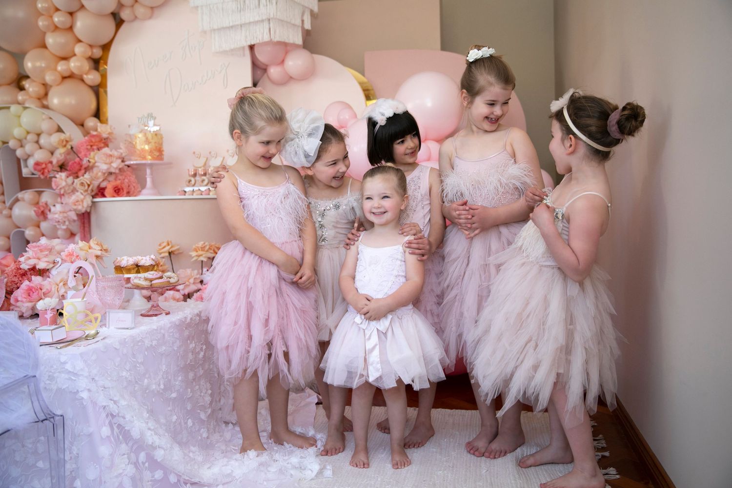 DECOR | EVENTS | BIRTHDAYS | SOIREE | PARTY | PRINCESSES