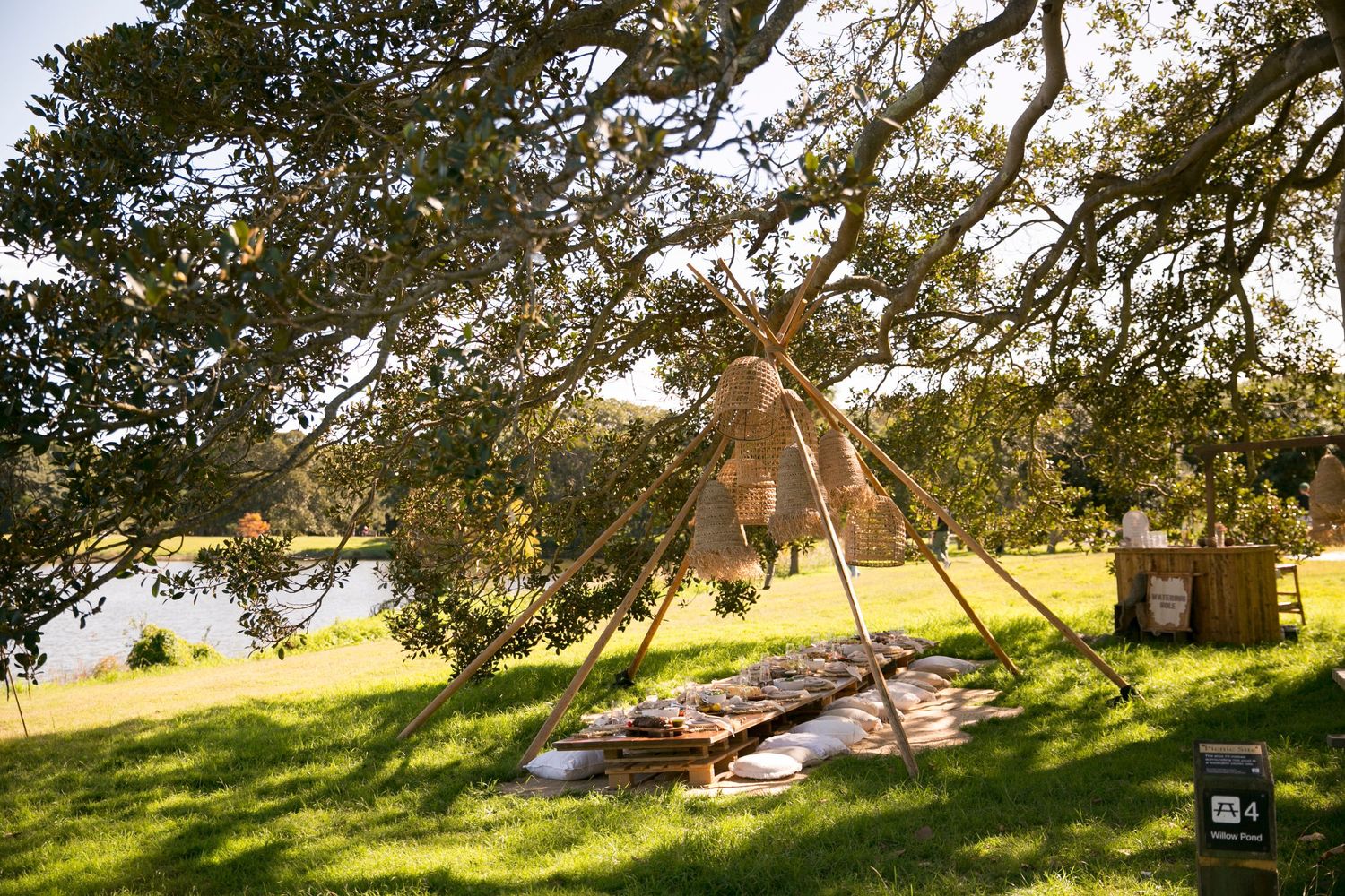 DECOR | EVENTS | BIRTHDAYS | SOIREE | OUTDOORS