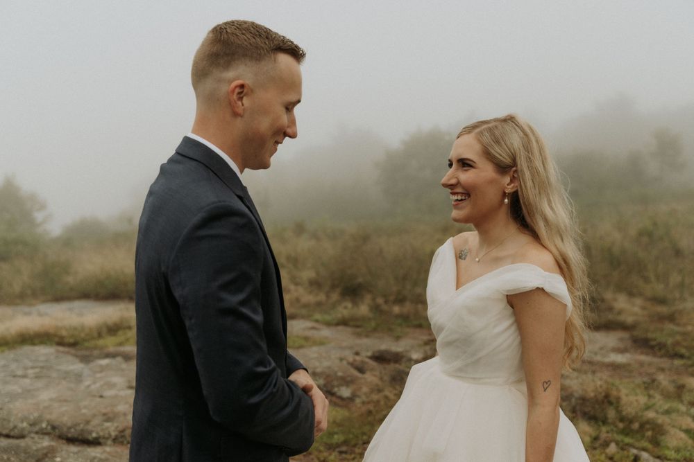 artistically Alexia photography m and j elopement bride and groom first look