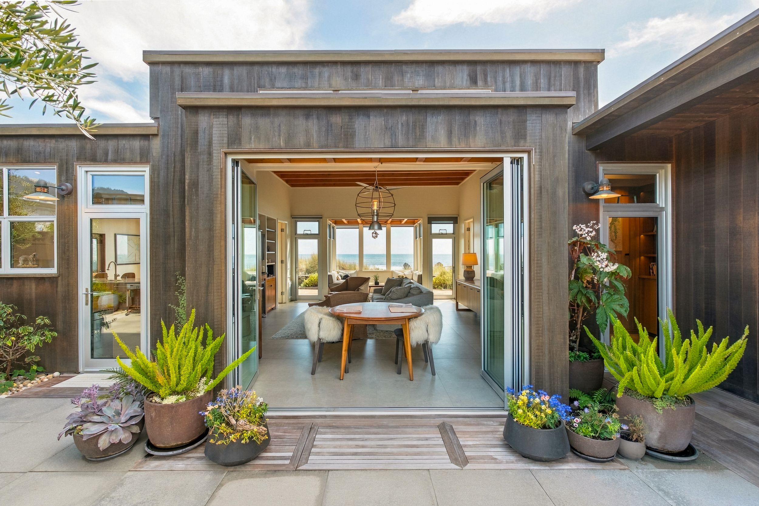 Michael Corona Real estate photography bay area Exterior Courtyard