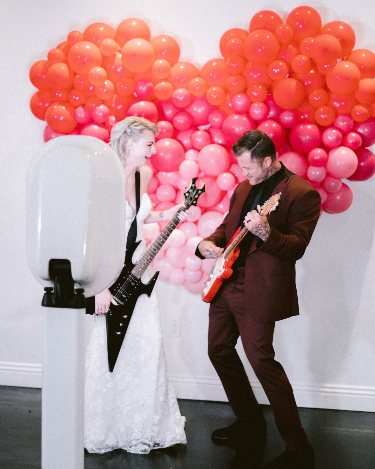 Pixieshot Audio Guest Book: Let's book your event