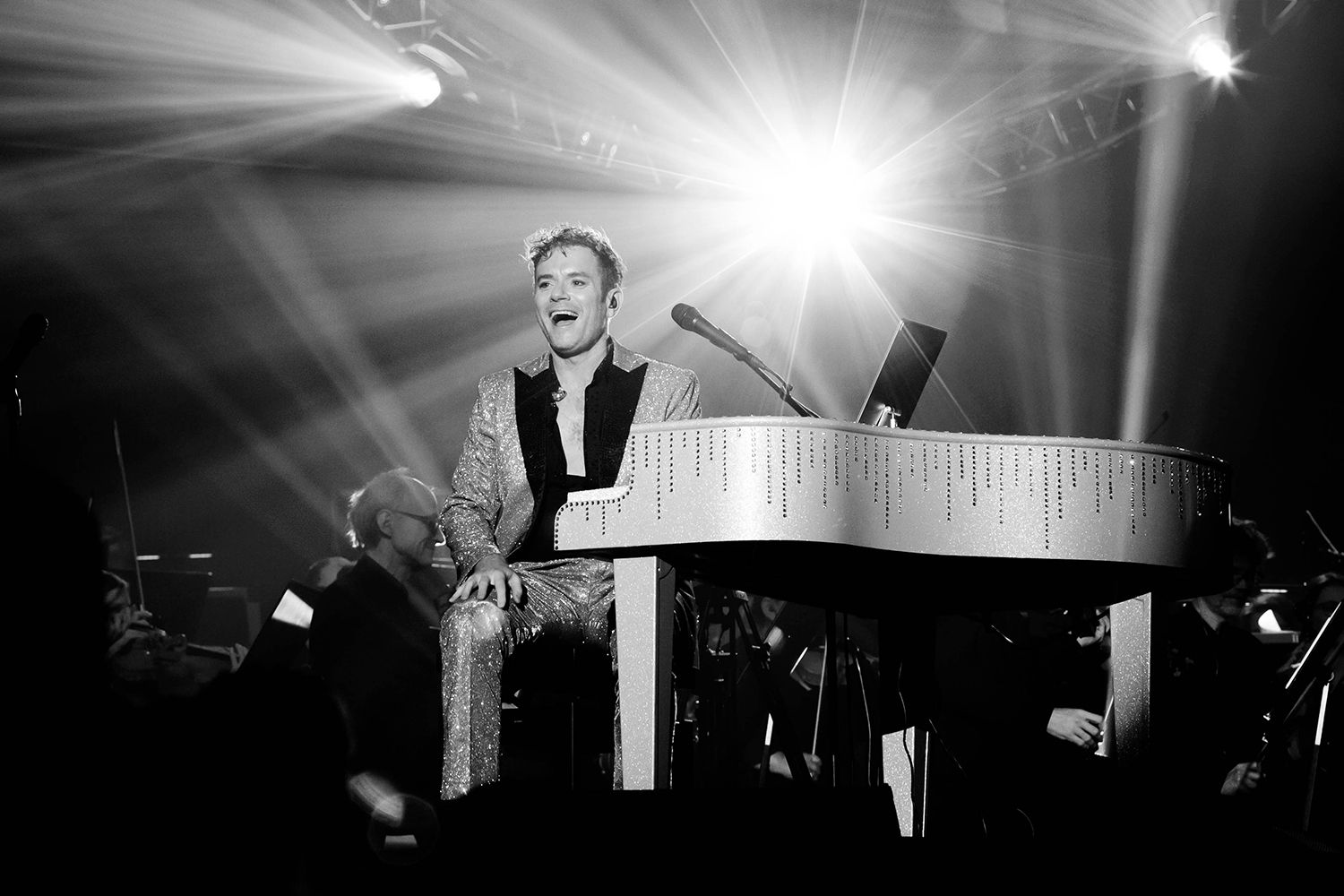 Peter Johanssons celebration the music of elton John I SAAB arena I Linköping. Fotograf Rebecca Nordin.