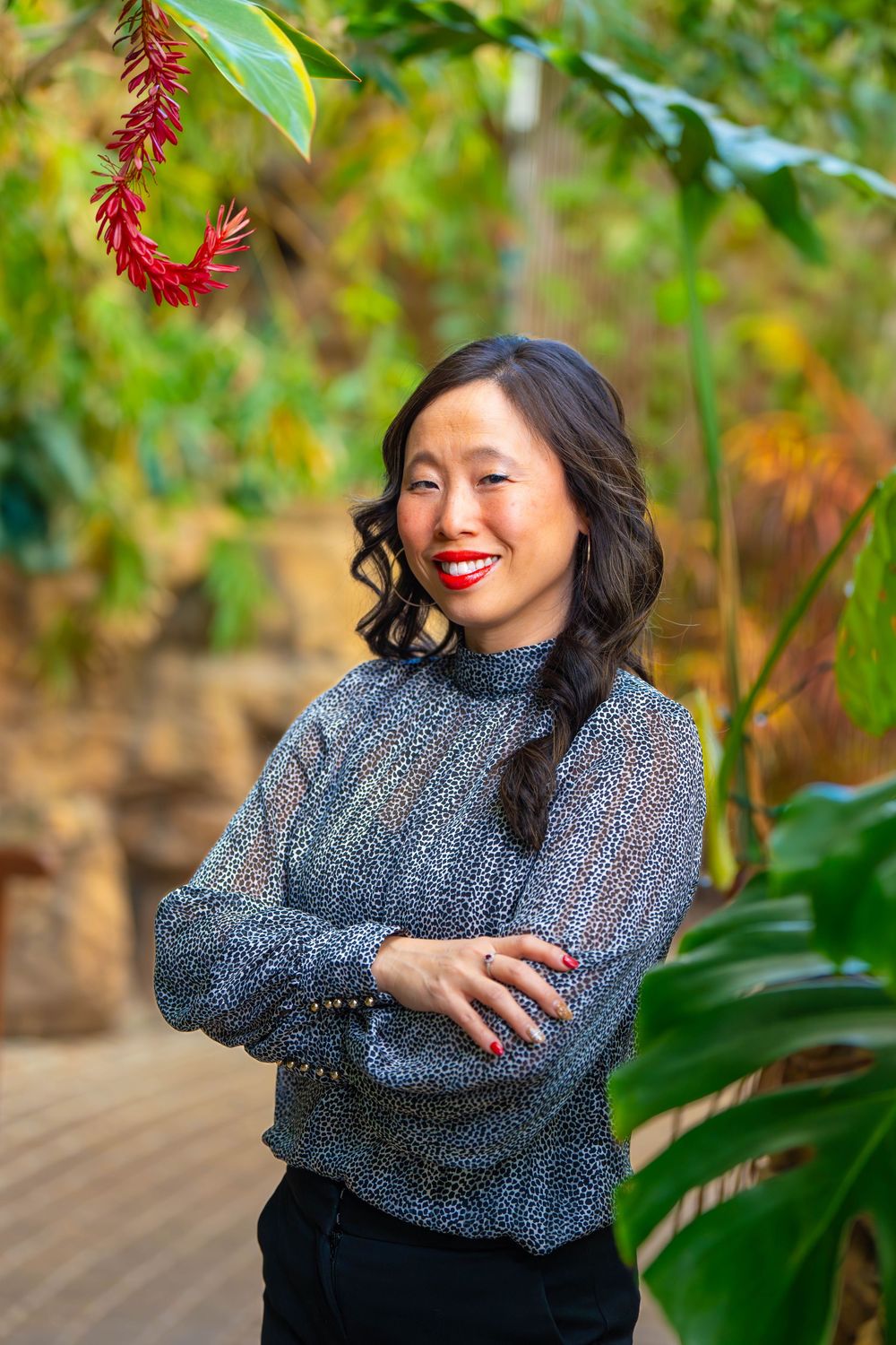 Dr. Nicole Matthys Lifestyle Headshot Quad Cities Botanical Center Photography Wezz De La Rosa Photography