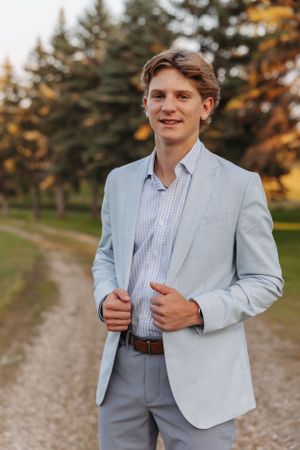 senior photo photographers near me