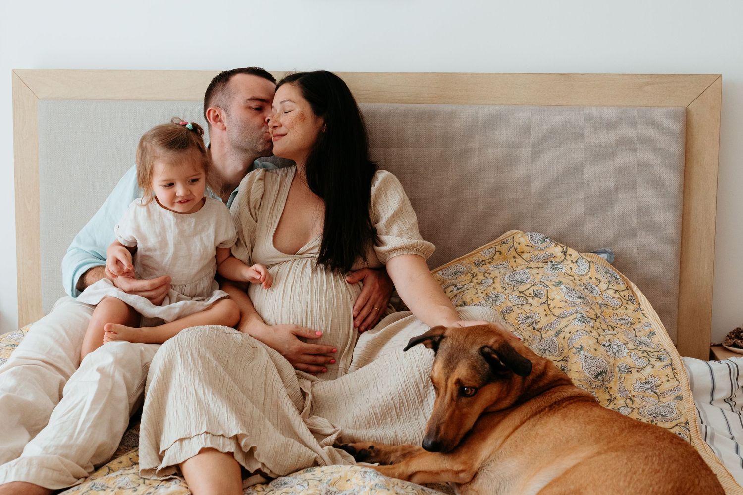 Maternity photoshoot at home natural light in abu dhabi lifestyle