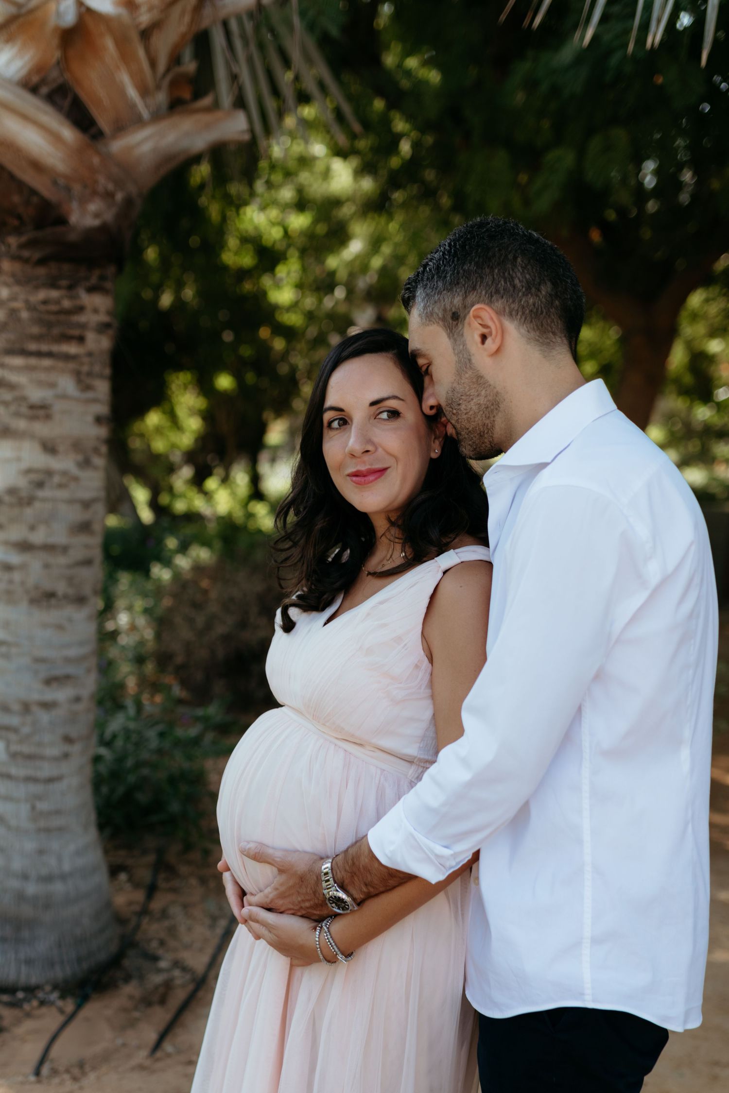 Maternity photoshoot at umm al emarat park natural light in abu dhabi lifestyle