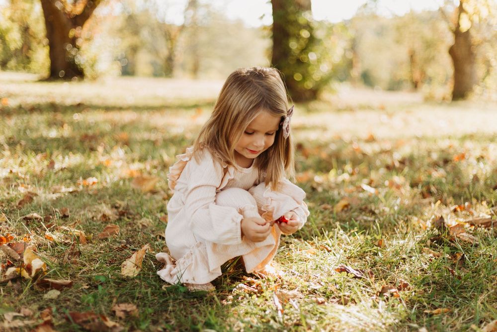 Milestone photography for kids in Kansas City – natural, joy-filled portraits by a local family and children’s photographer.