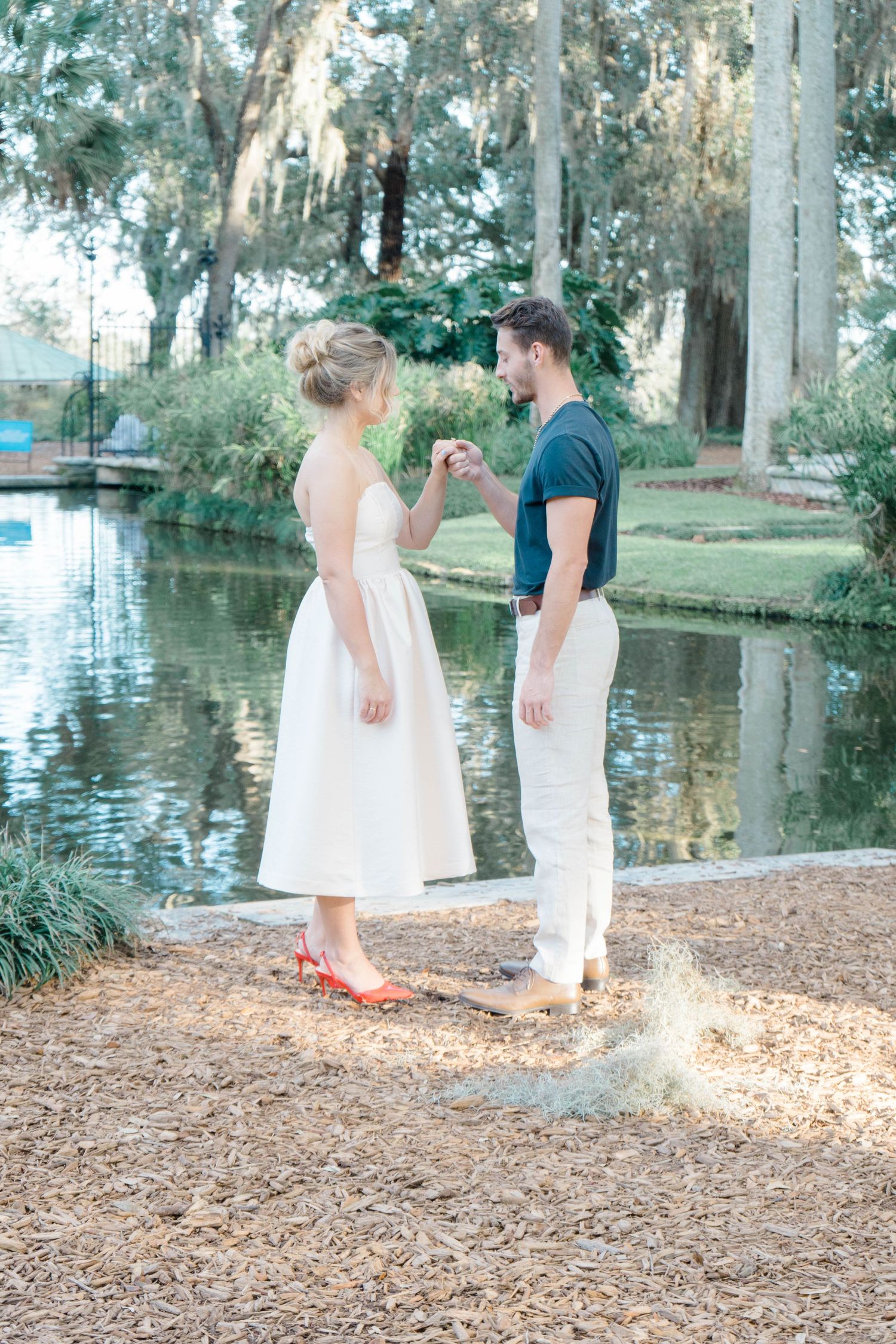 Romantic Bok Tower Gardens, lake Wales FL, Central Florida Couples photography, Miami Engagement photos
Discover Beauty In Every Frame