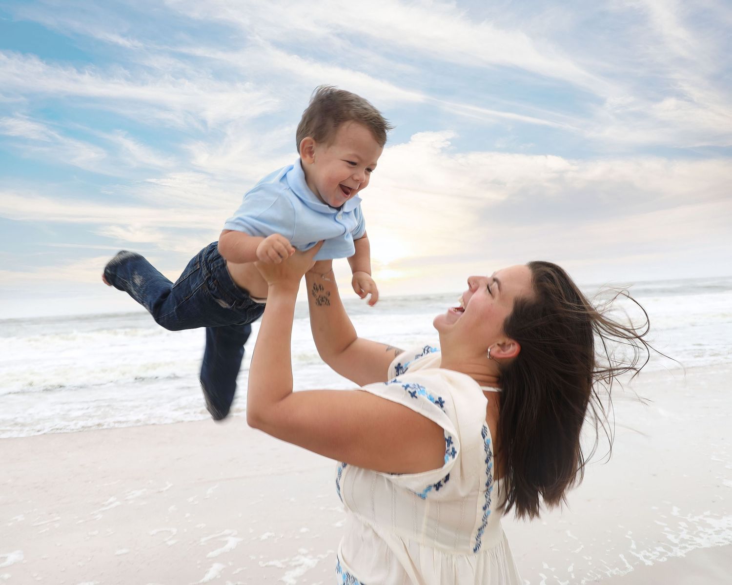 JACKSONVILLE, FLORIDA FAMILY PHOTOGRAPHY. OUTDOOR FAMILY SESSION. SAINT AUGUSTINE FAMILY PHOTOGRAPHER. BEACH