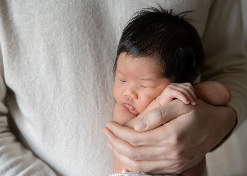Hong Kong newborn baby photographer Lullaby Images In Home package
