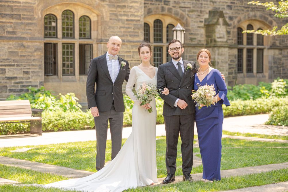 A beautiful fall wedding at Guild Inn Estate, Ontario, Canada. Toronto wedding photographer. Trinity College wedding photographer