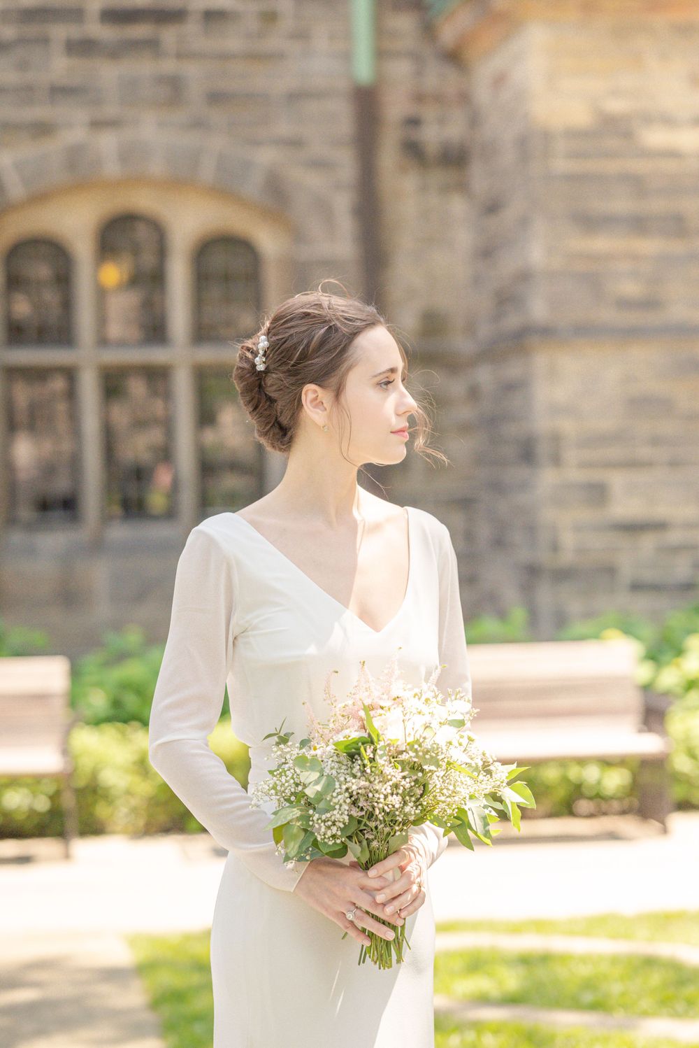 A beautiful fall wedding at Guild Inn Estate, Ontario, Canada. Toronto wedding photographer. Trinity College wedding photographer
