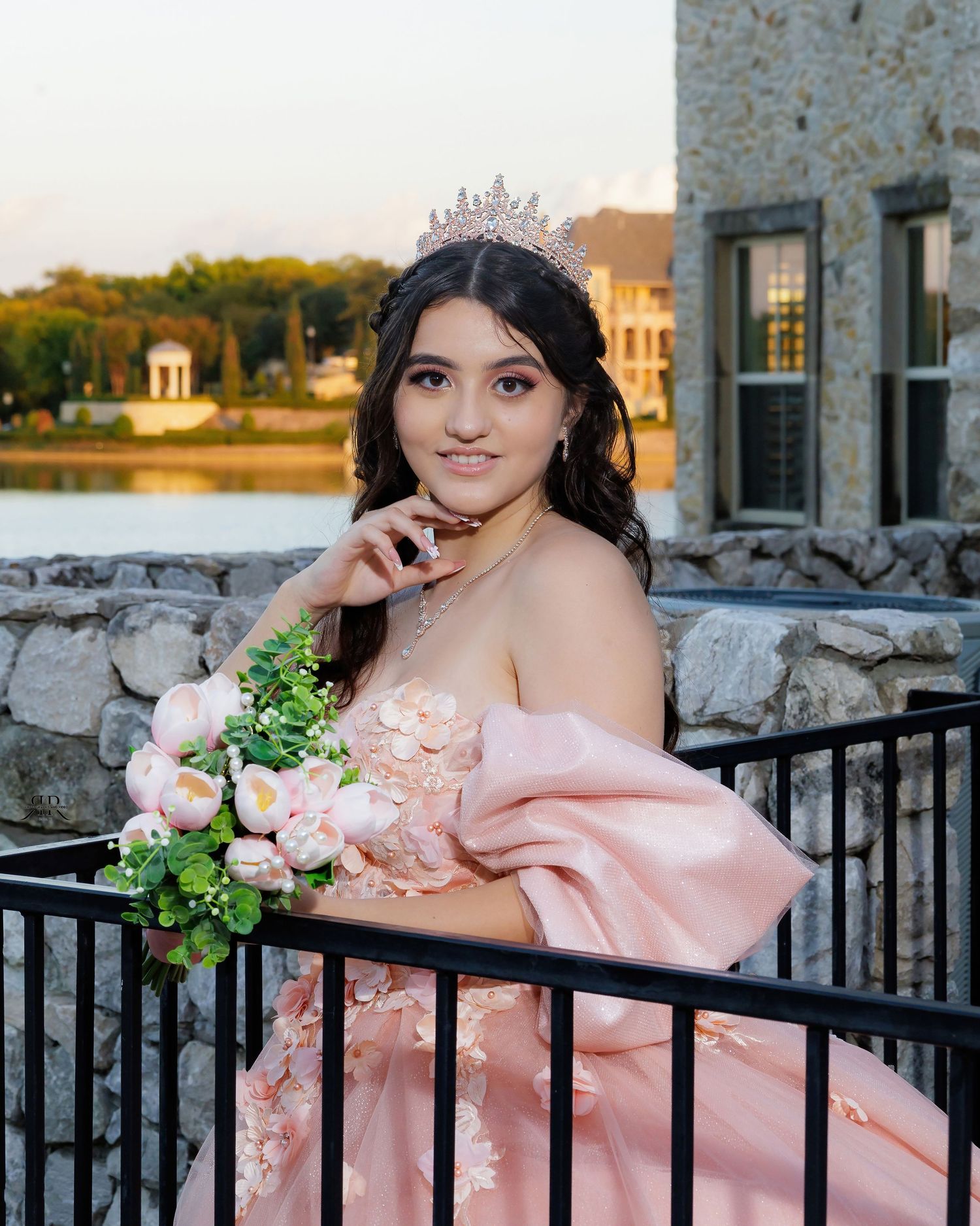 DFW photography and video for Quinceañeras and WeddingsCapture life´s best moments 
Dallas Quinceañera photography and video 
Dallas Wedding