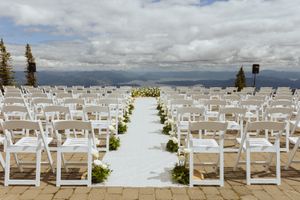 Dreamy wedding schweitzer mountain sand point idaho ski resort classy elegant wedding photographer documentary style
