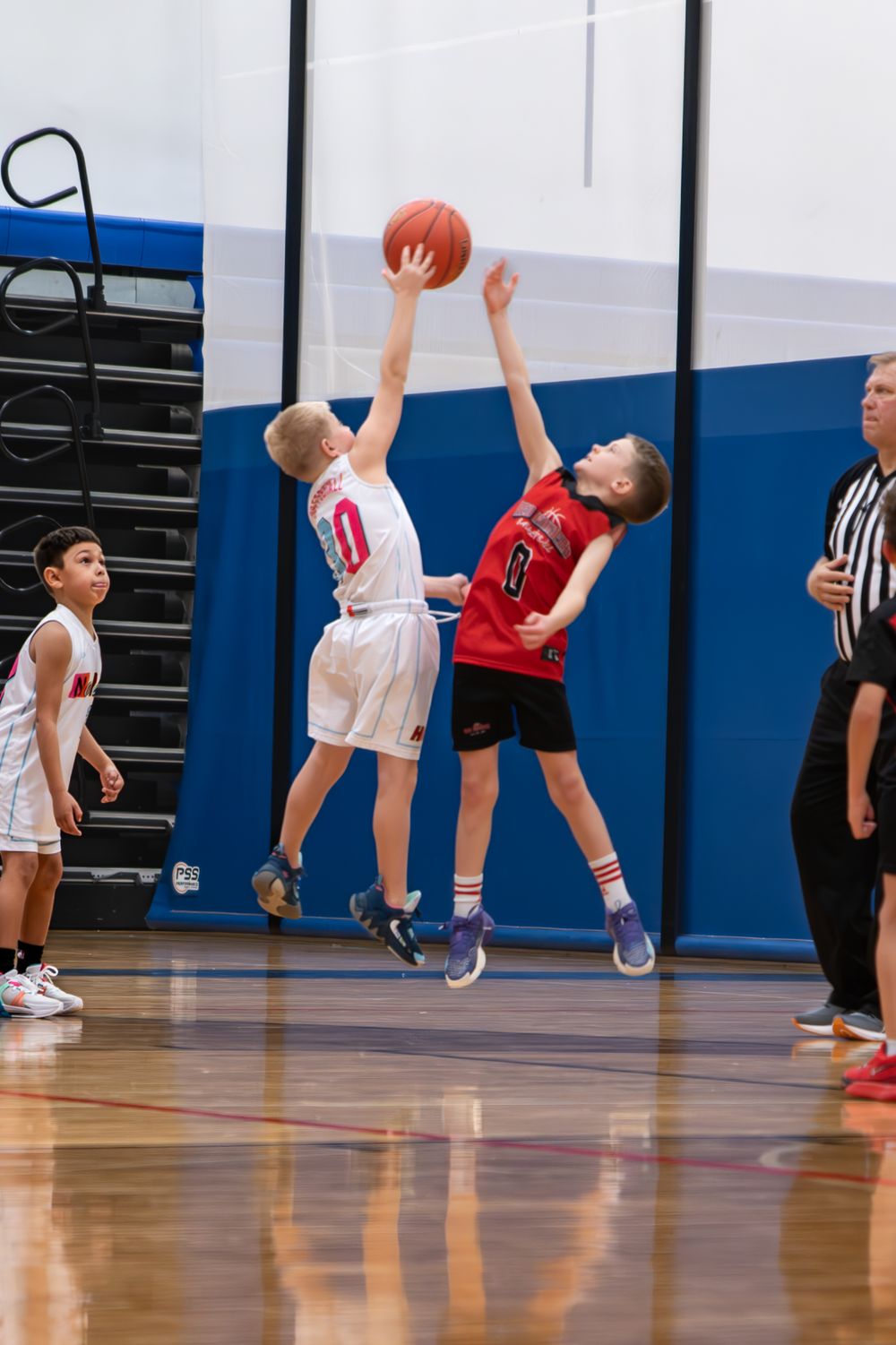 NoDak Heat Basketball Sports Action Photography - Emma Nicole Photography
