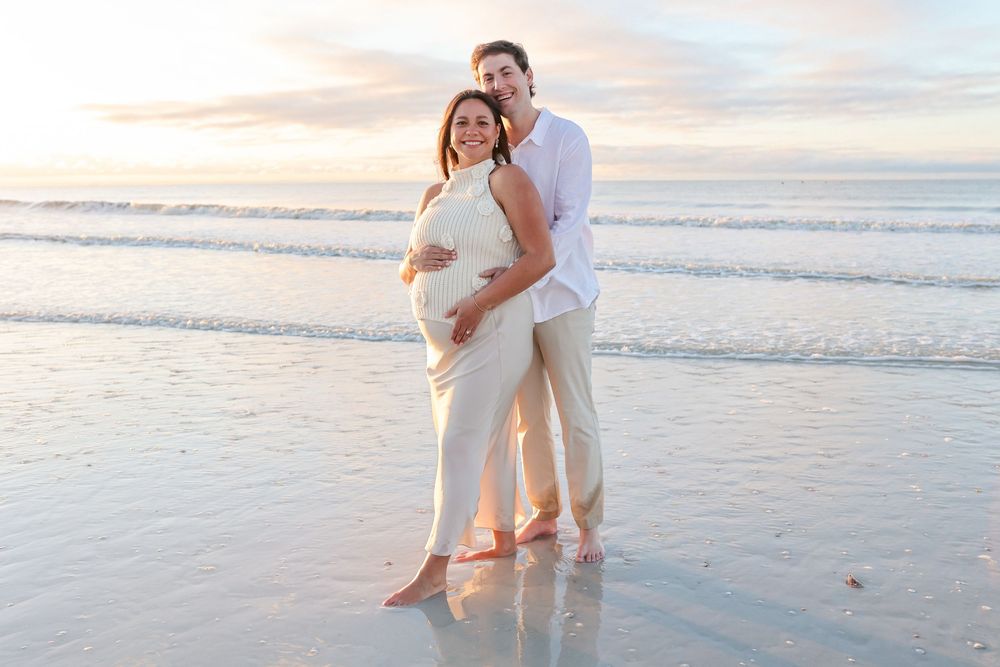 fort myers beach maternity photographer