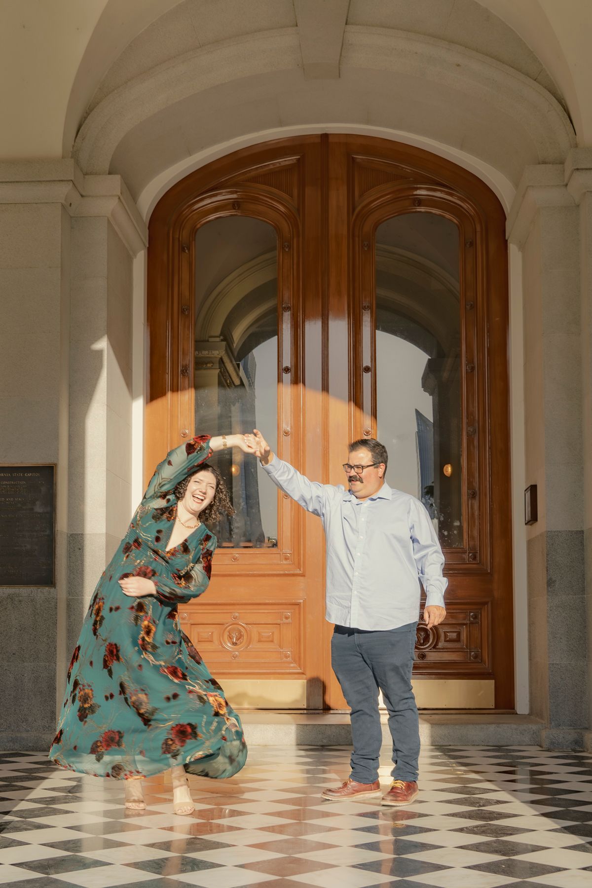 engagement session, portrait, couple, dancing