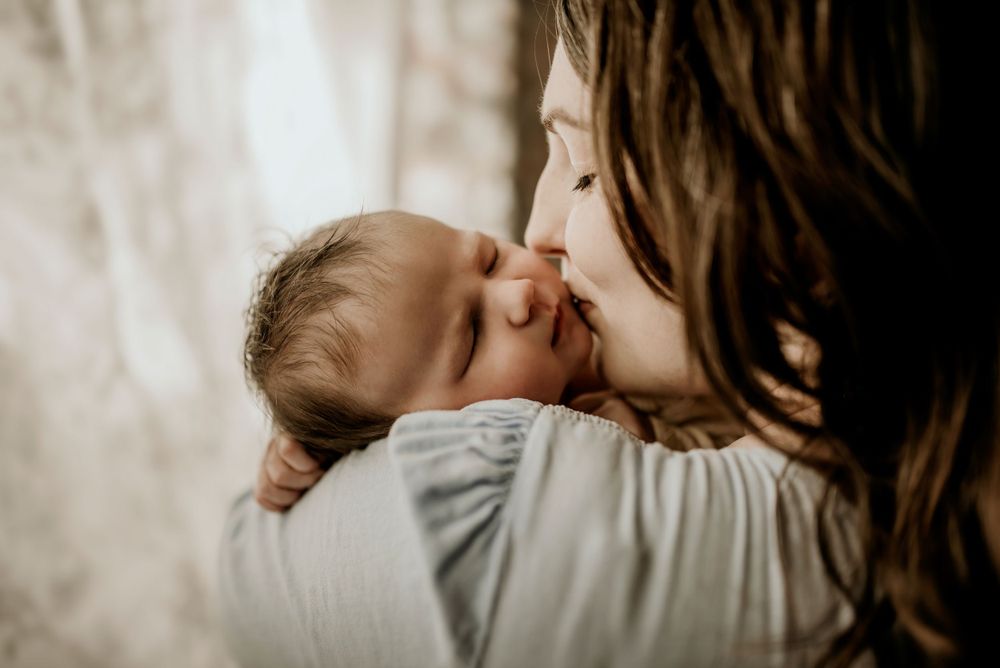 affordable natural newborn photographer nottingham