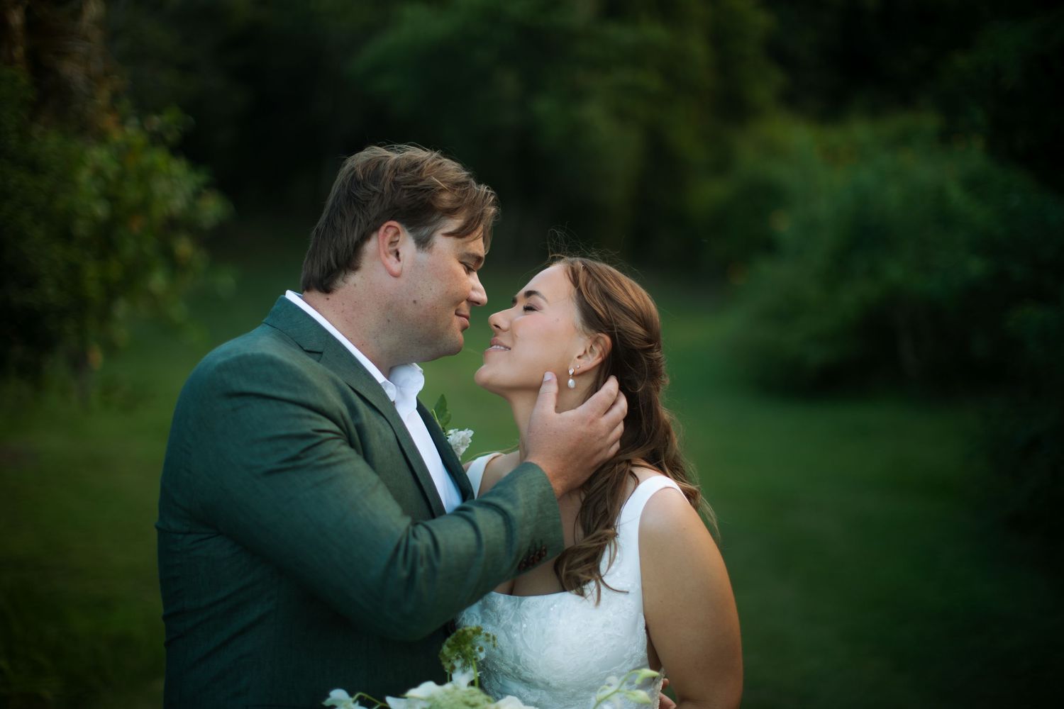 The Haven Emu Park Wedding
EMU PARK WEDDING PHOTOGRAPHER
