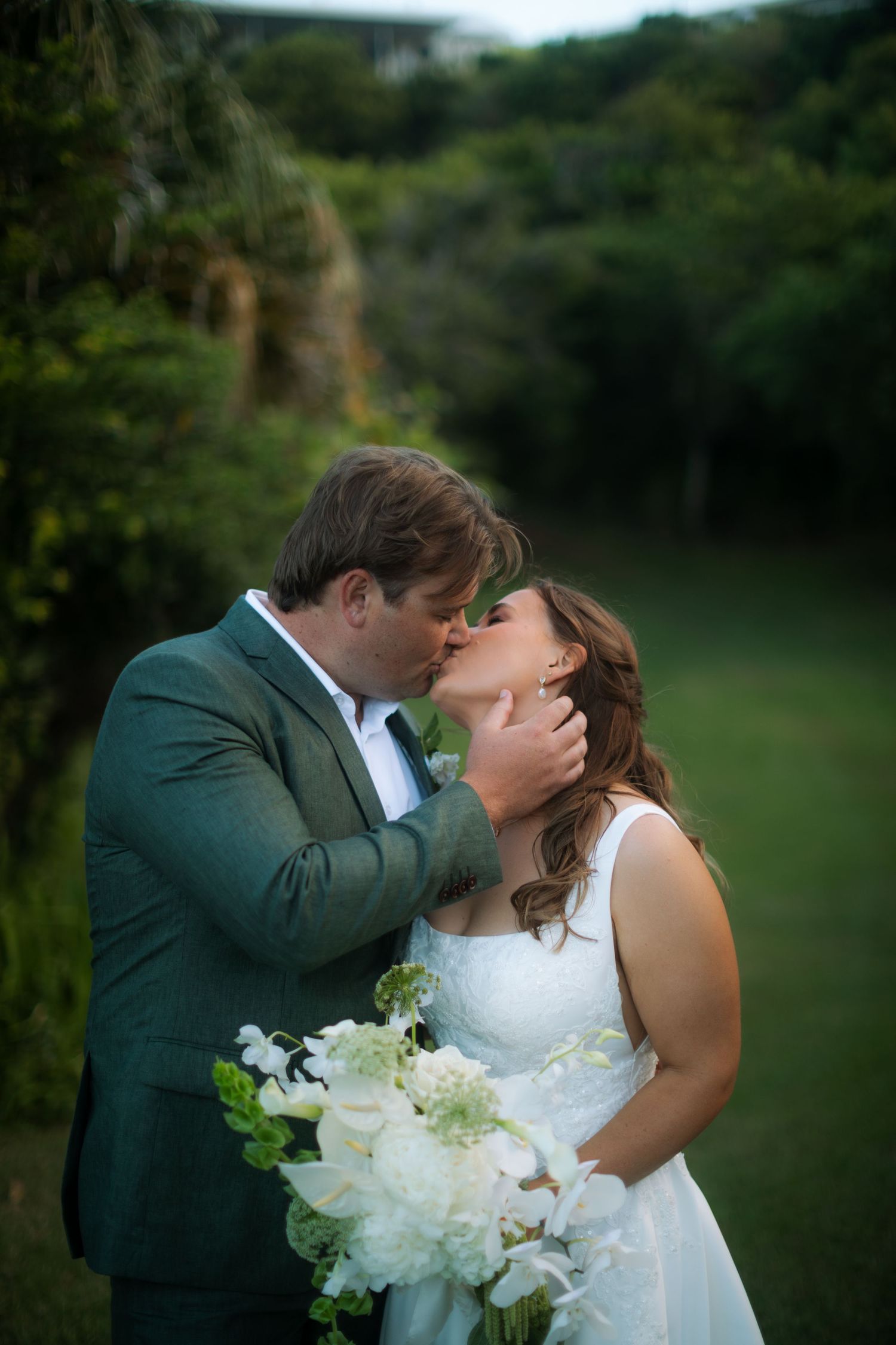 The Haven Emu Park Wedding
EMU PARK WEDDING PHOTOGRAPHER