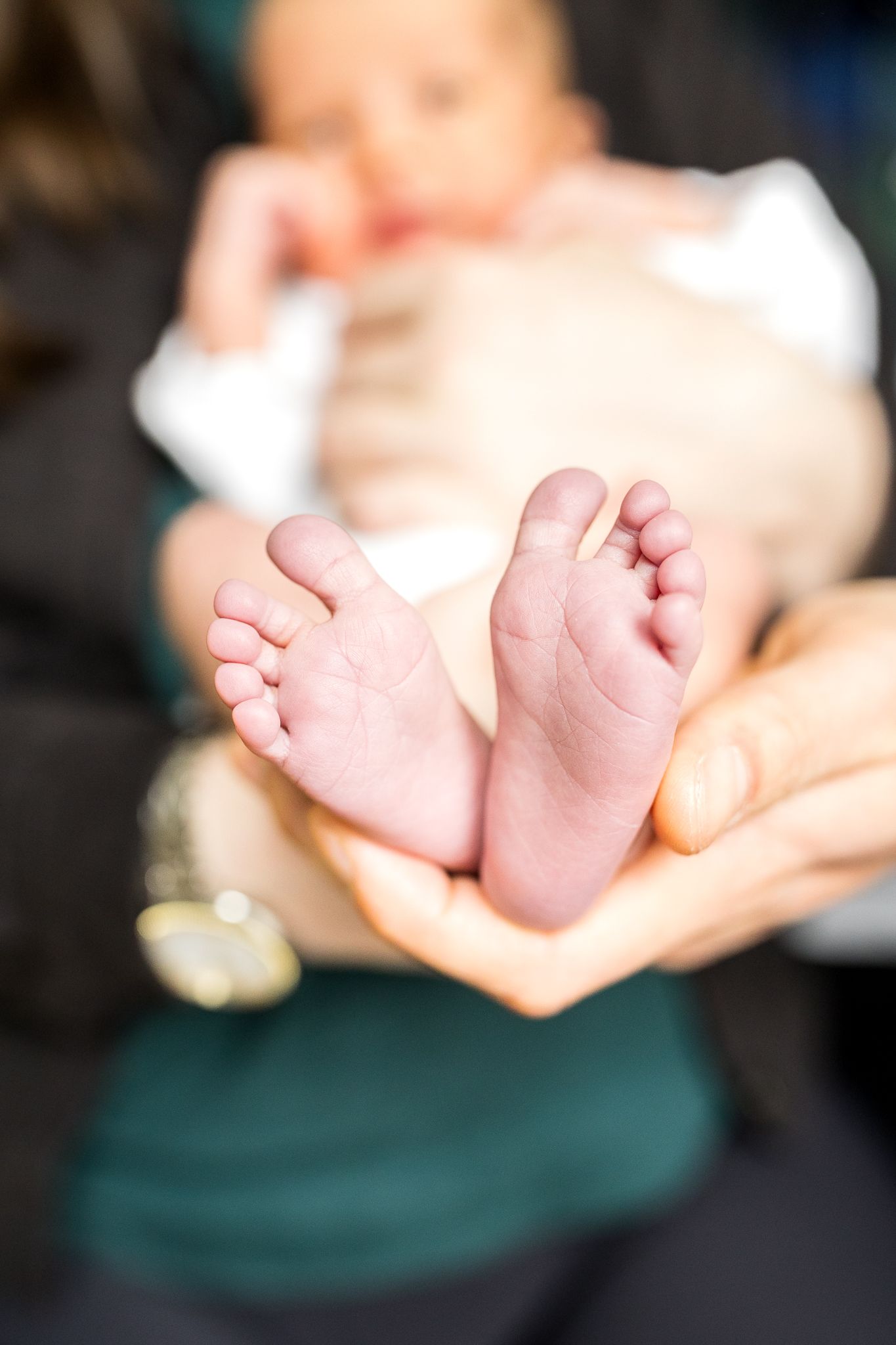 tiny newborn baby feet