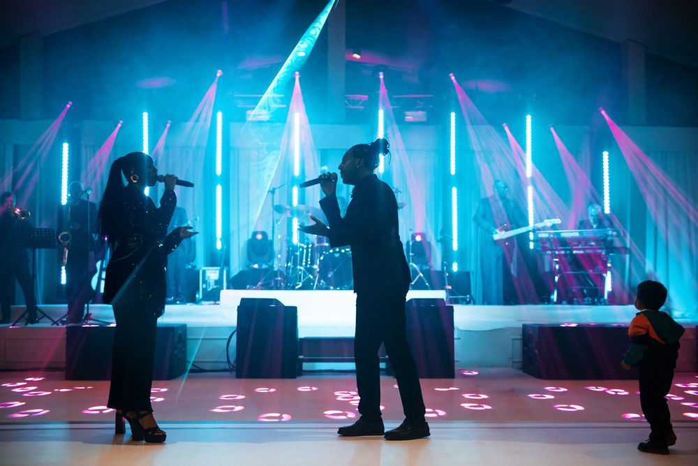 Live performance energising guests at Palácio do Correio-Mor during Indian destination wedding in Portugal