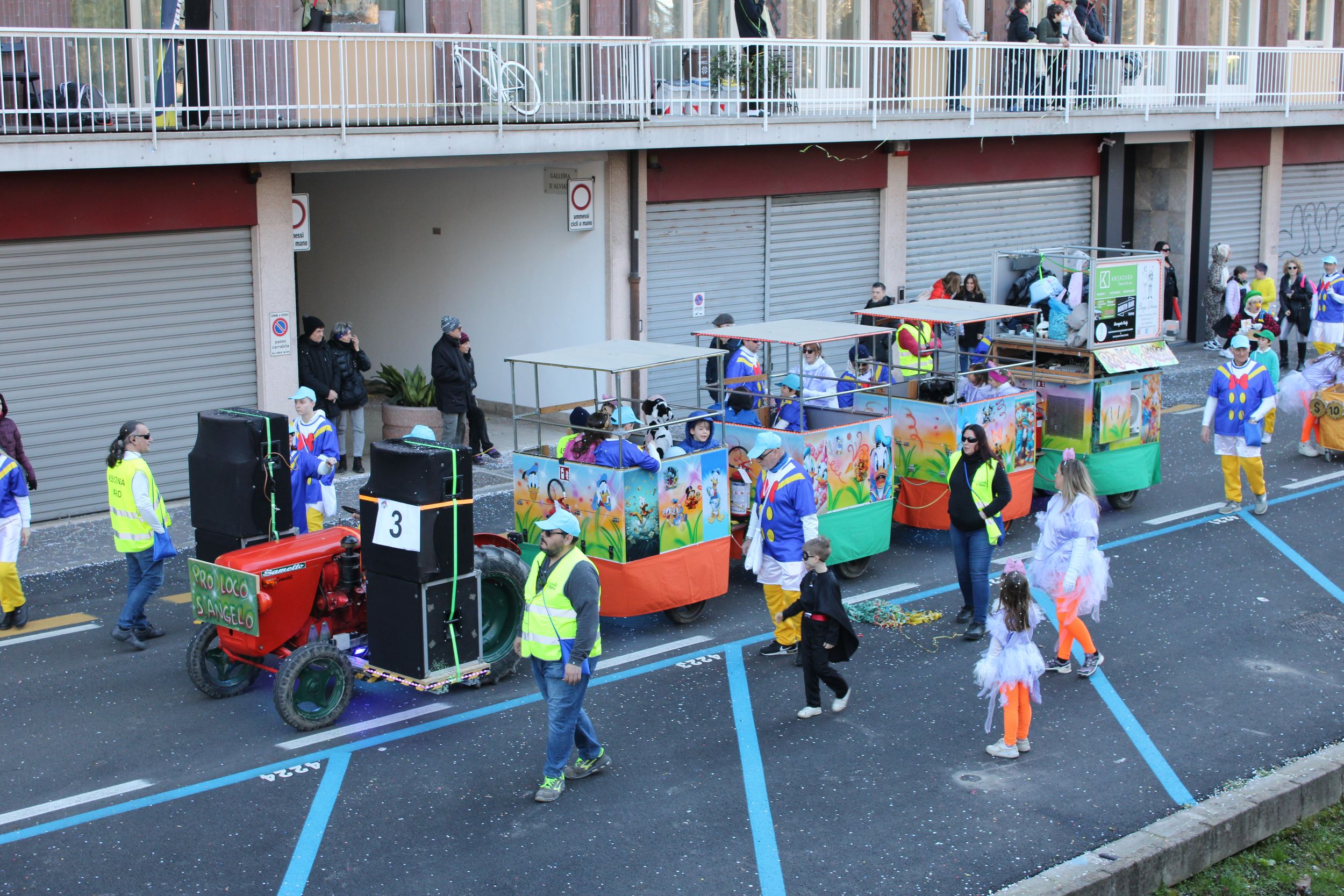 Treviso Carnival Parade 2026. The Pro Loco of Sant’Angelo di Treviso with the show “Scrooge McDuck and the treasure that doesn't shine”.