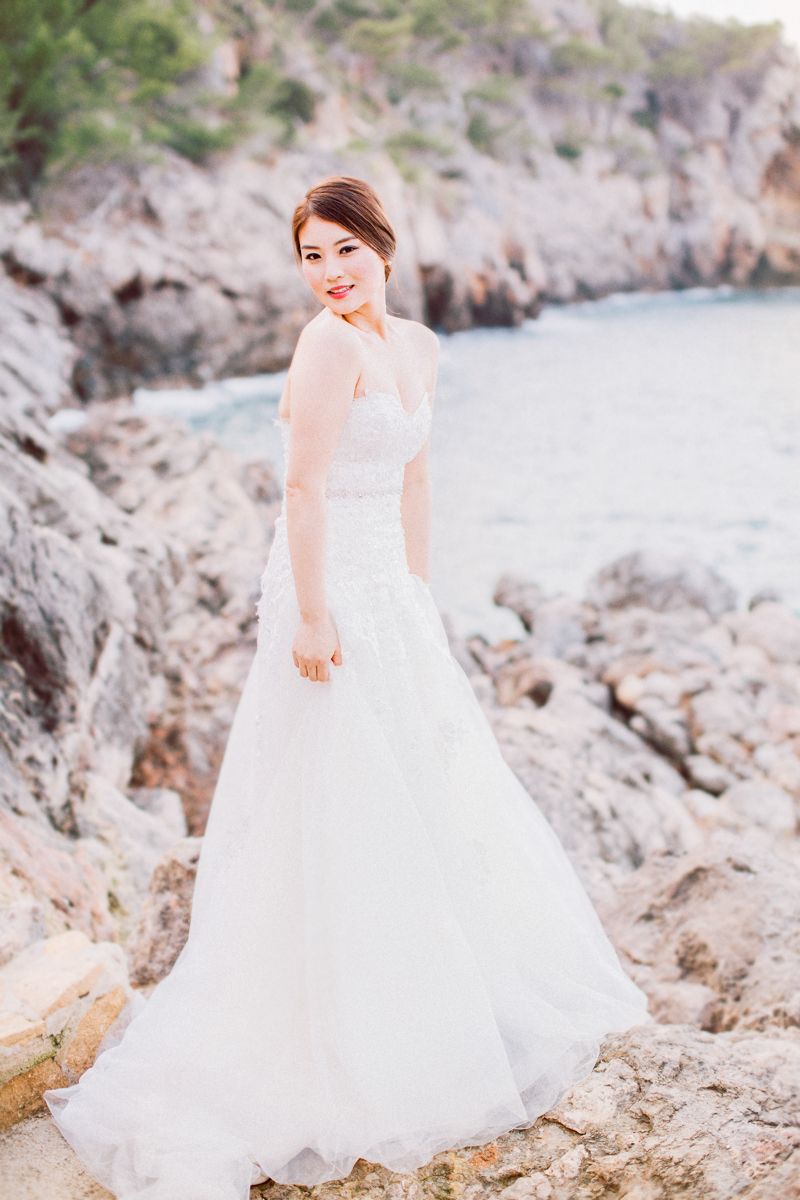 bride portrait during mallorca pre wedding photoshoot in deia