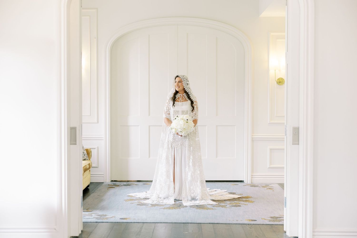 Bridal portrait in the Library Suite in The Adelphi Hotel in Saratoga Springs, New York.