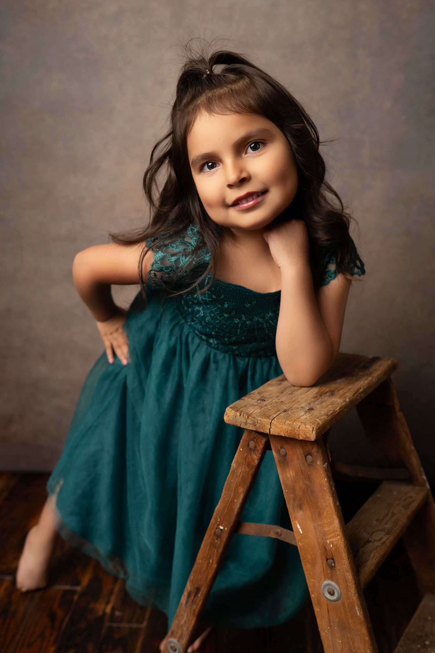 Los Angeles Newborn Photographer near me, Los Angeles Maternity Photography and Newborn Photographer and Cake Smash Photography | JDLA Photo