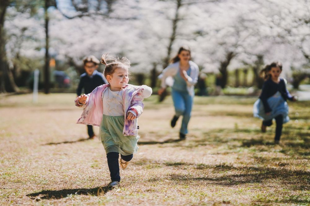 Family photos at Kenwood Cherry Blossoms