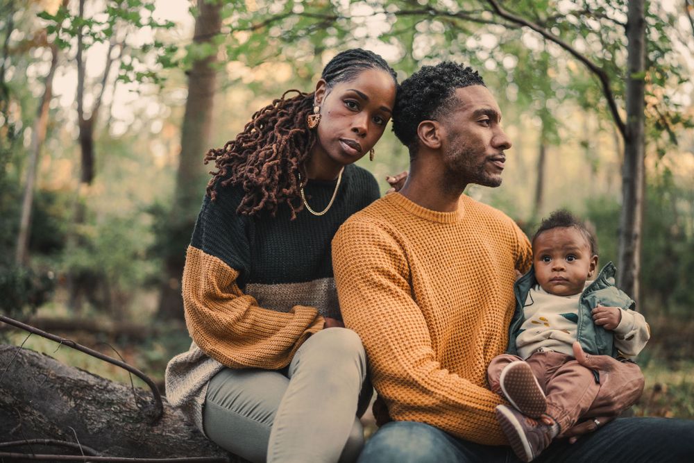 Family portrait session in Rollins Park, Rockville, MD. Photographed by Joey Rushfield of the DMV area.