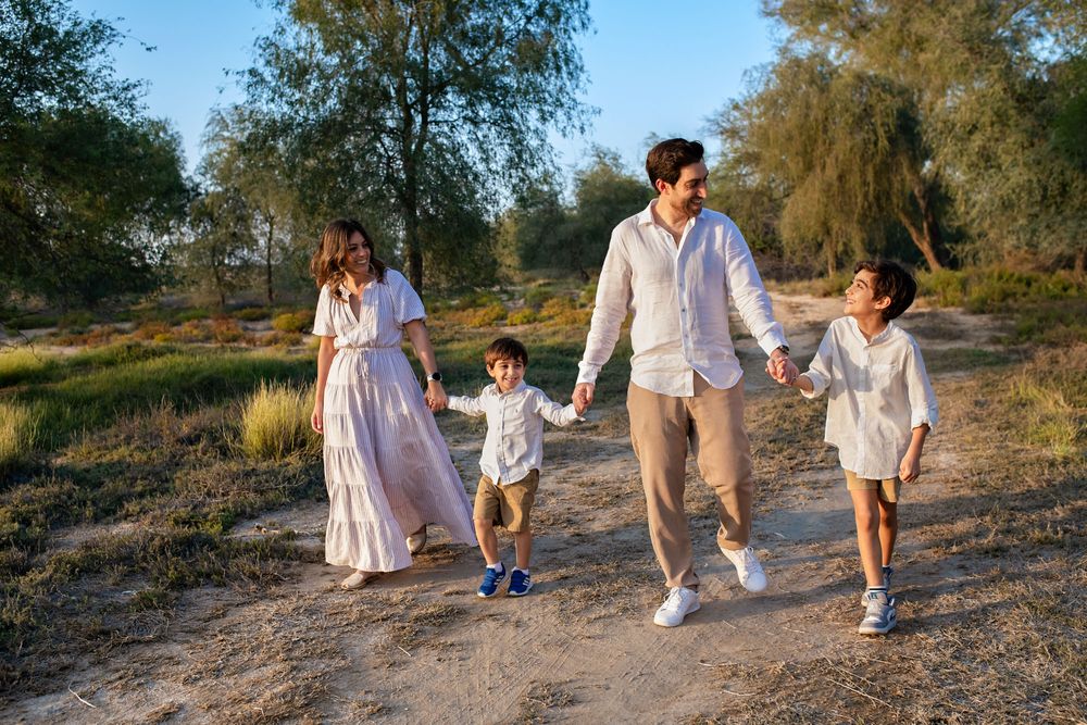 family of 4 idea photos dubai
