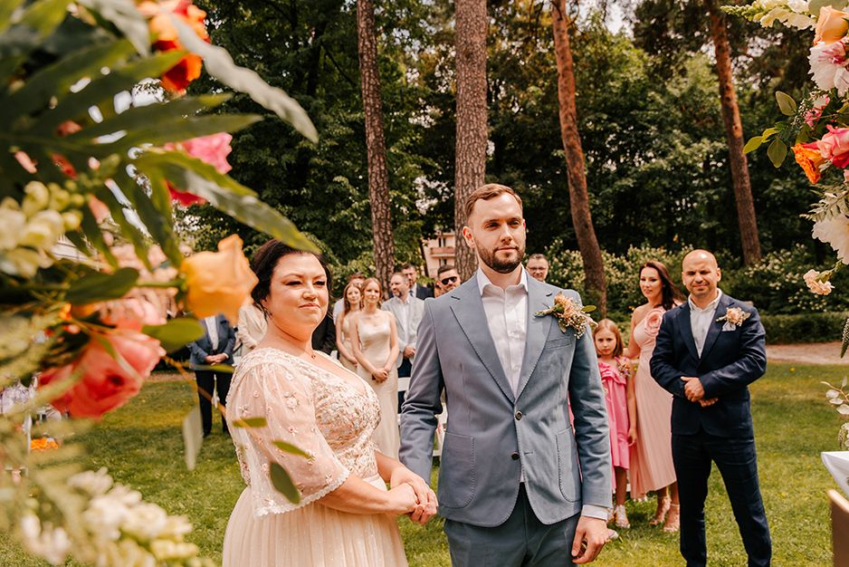 otwock nowy gurewicz wesele hoga studio fotograf slubny slub w plenerze dekoracje na slub przysiega slubna