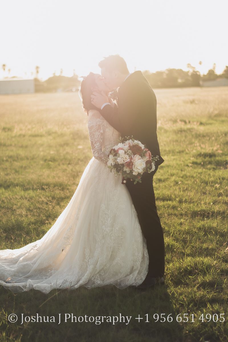 couples wedding photos.
