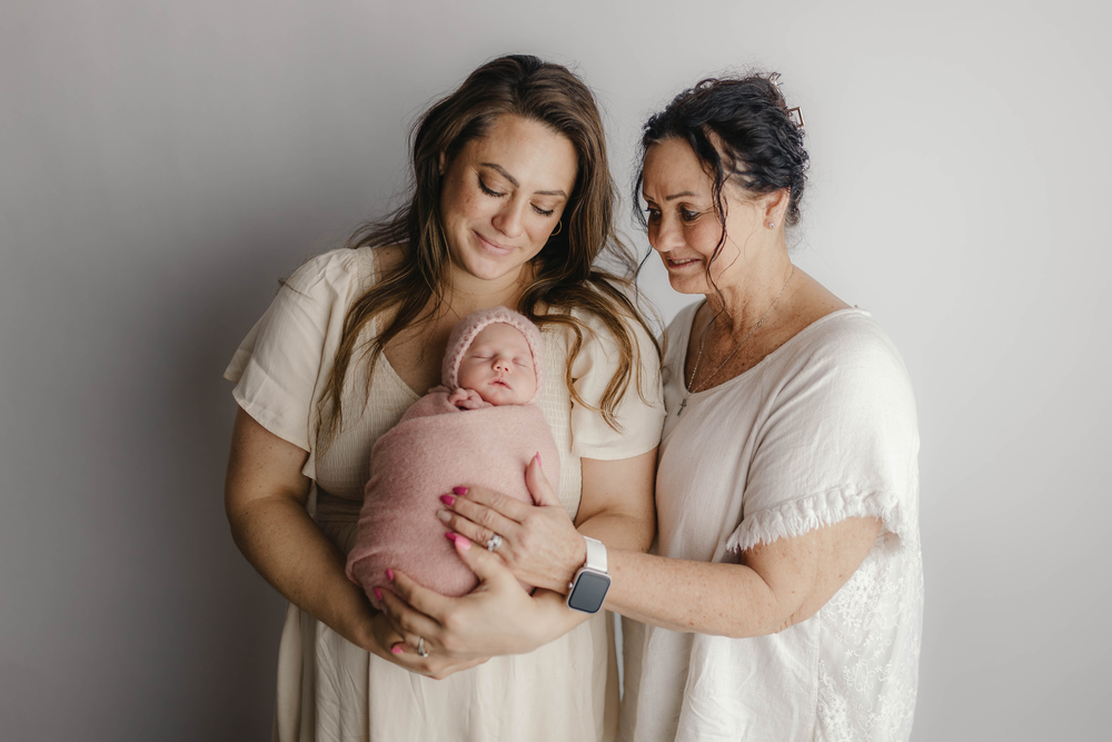 A special 3 generations newborn photo