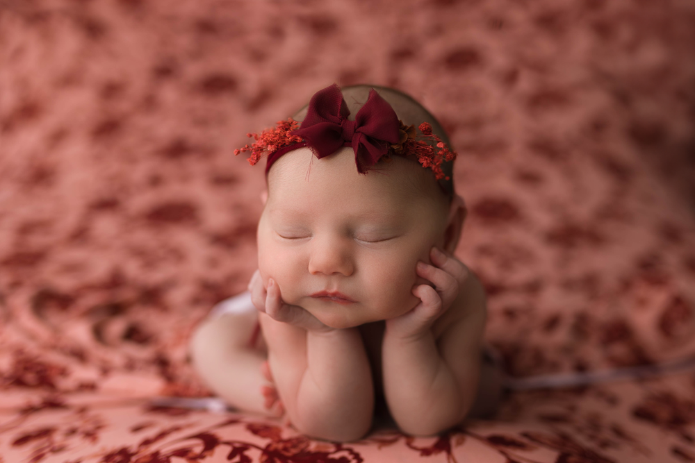 Newborn Froggy Pose
