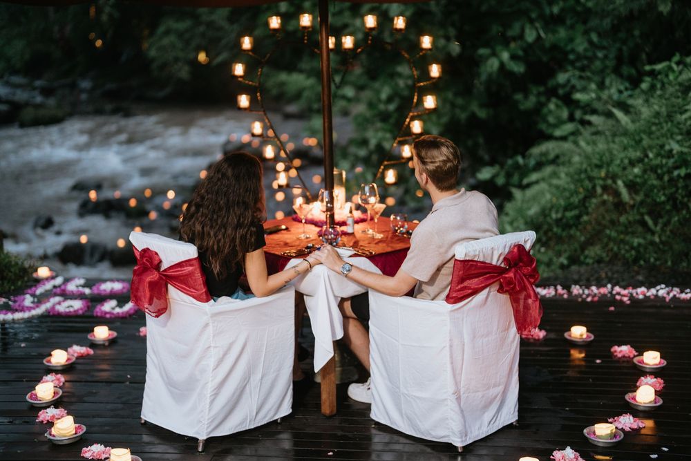 Romantic Bali proposal photoshoot at The Samaya Ubud surrounded by nature.