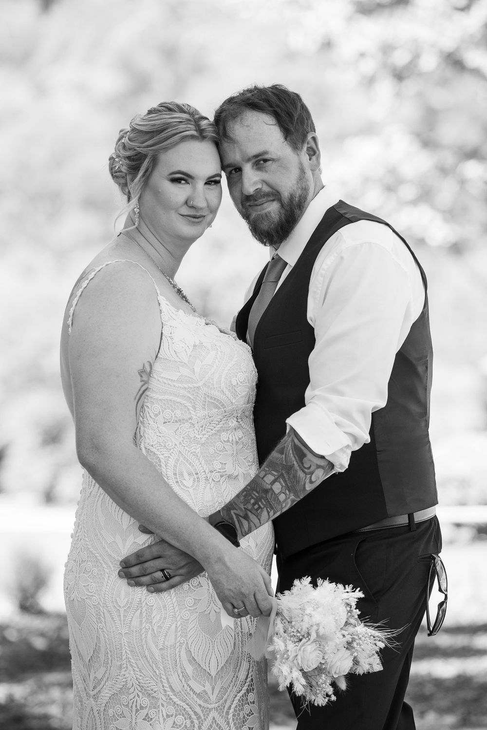 black and white bride and groom portrait - Kelly Chapman Photographer Perth