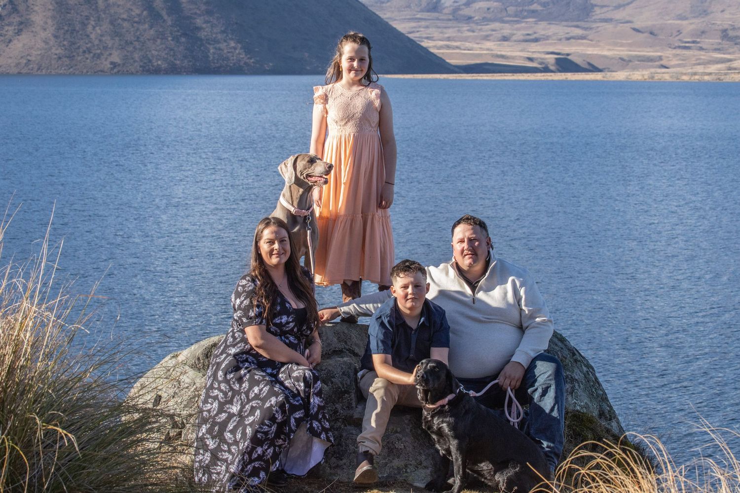 lake-heron-rural-lifestyle-family-photoshoot-whisky-creek.jpg