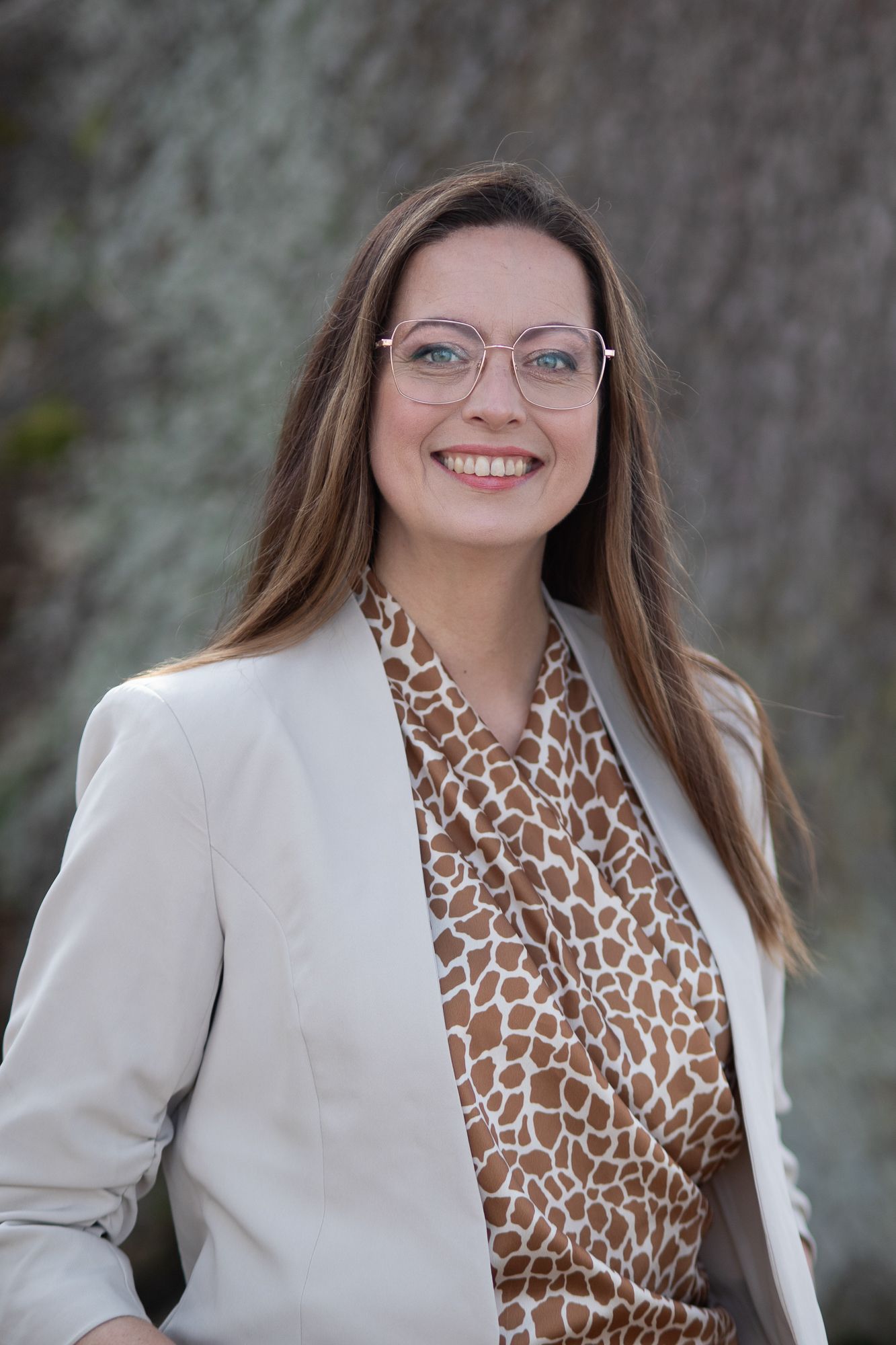 A CV photo of a woman