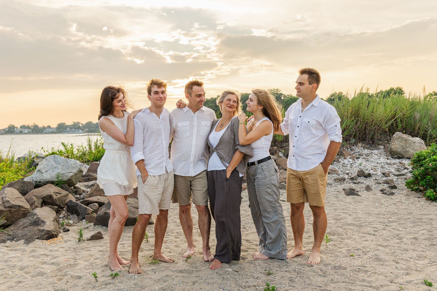 Natural, light-filled family, senior, children & couples photography in Ridgefield, Fairfield, Danbury, Wilton, Westport & New Canaan, CT.