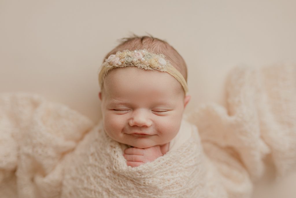 Newborn portraits in Wellington and Porirua