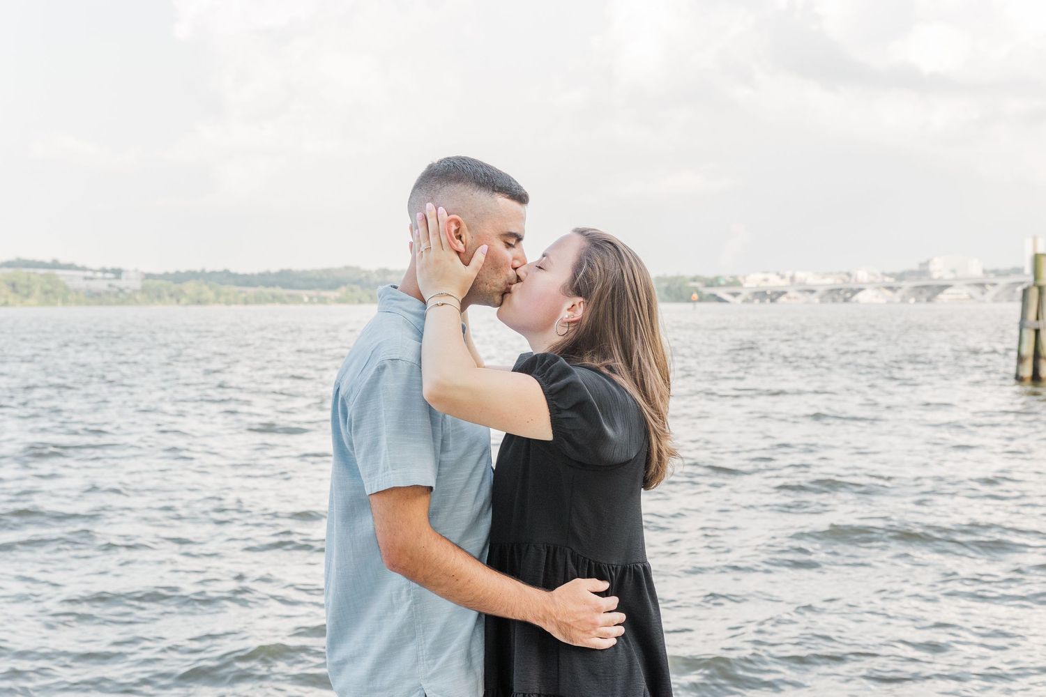 OLD TOWN ALEXANDRIA WATERFRONT PARK SURPRISE PROPOSAL PHOTOS