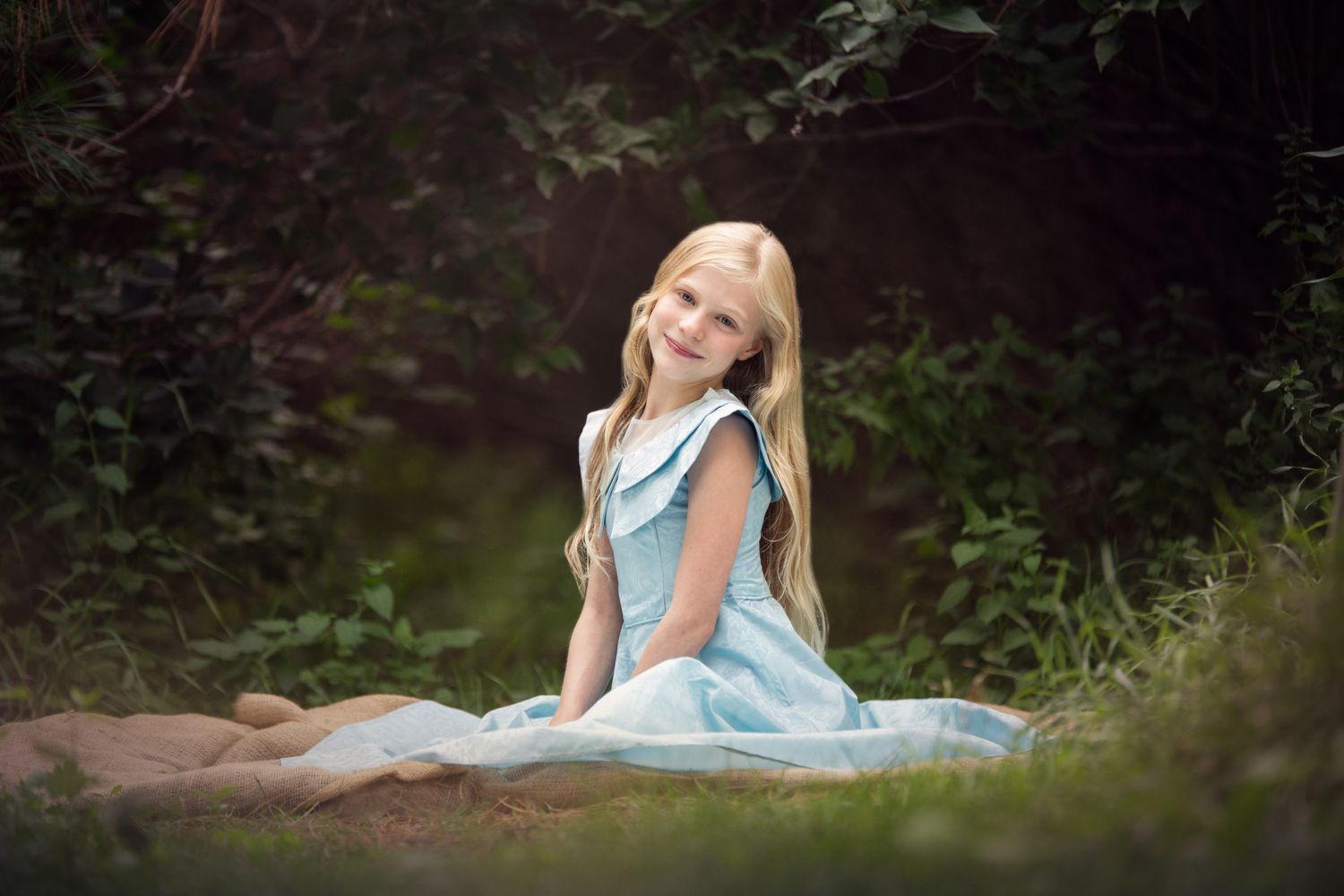 Children's portraits, ethereal photography, stunning lighting, Rowan Tree Photography, magical children's photography Sioux Falls, SD.